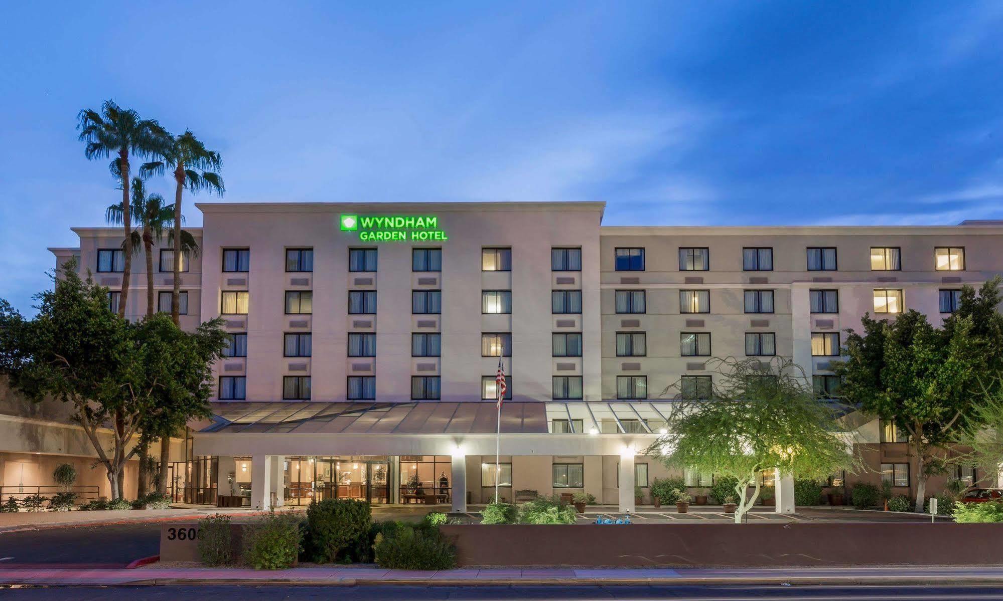 Midtown Garden Inn Phoenix Extérieur photo